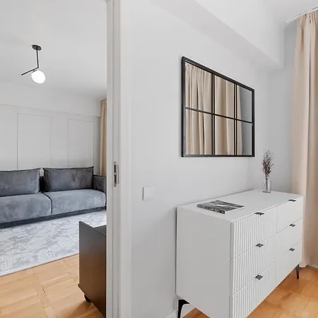 Beautique Panoramic View On People Palace * 布加勒斯特