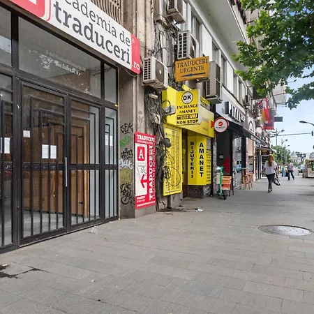 Beautique Panoramic View On People Palace Apartament *