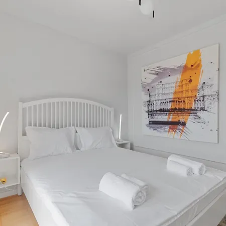 Apartament Beautique Panoramic View On People Palace