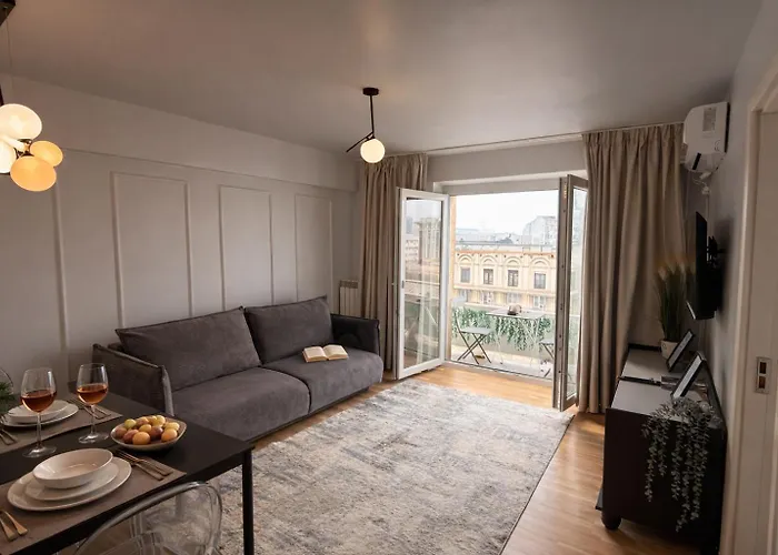 Beautique Panoramic View On People Palace *