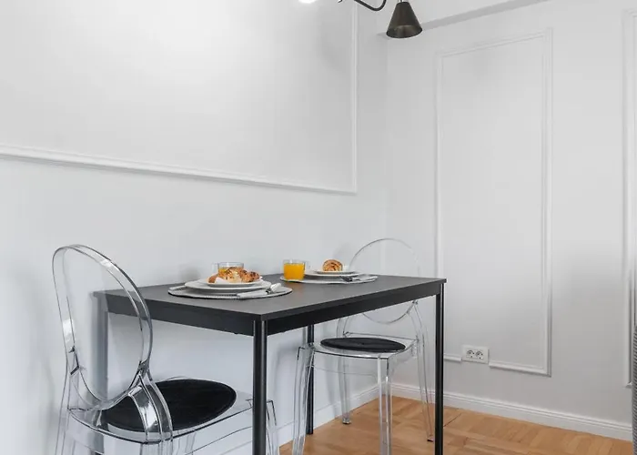 Beautique Panoramic View On People Palace Apartmán