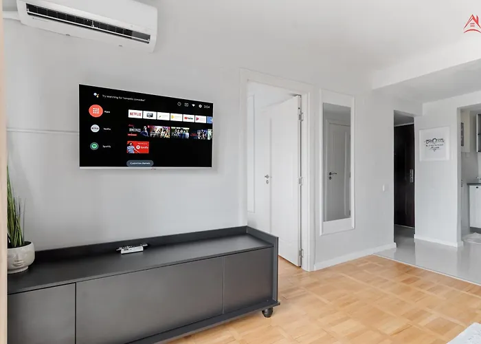 Beautique Panoramic View On People Palace