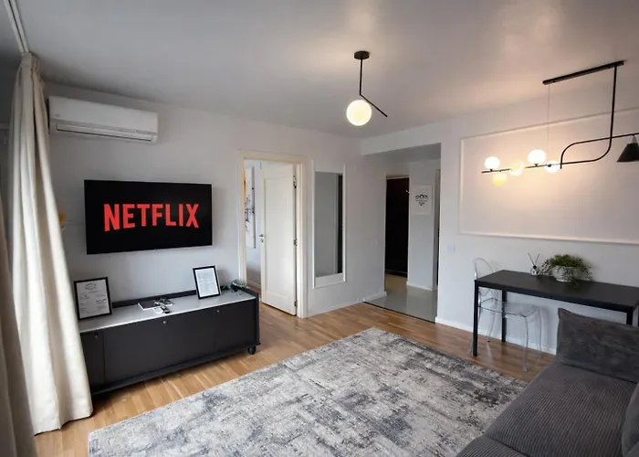 Beautique Panoramic View On People Palace